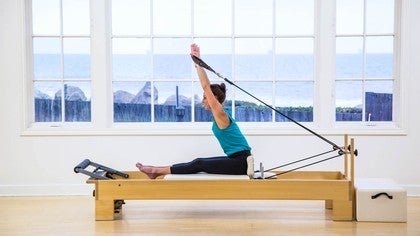 Reformer Flow<br>Meredith Rogers<br>Class 3795