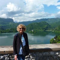 Carolyn V