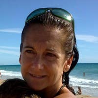 Nuria F