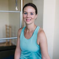 Kirsty L
