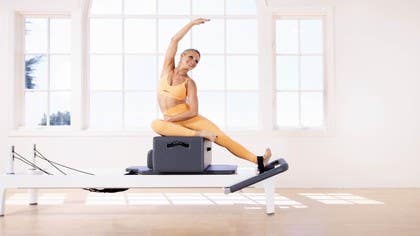 Lengthen x Stretch Reformer<br>Tracey Mallett<br>Class 5660